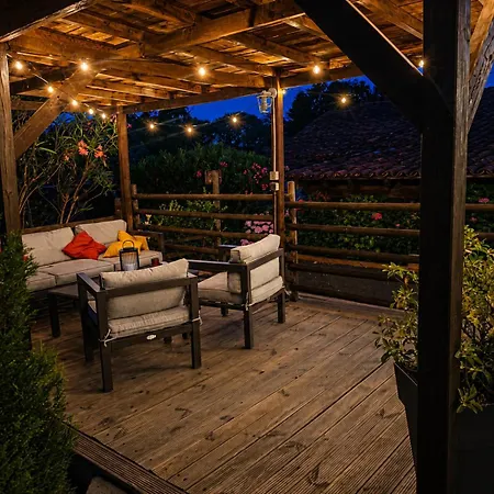 - La Forge De Bed & Breakfast 3*