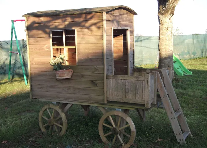 - La Forge De Bed & Breakfast 3*